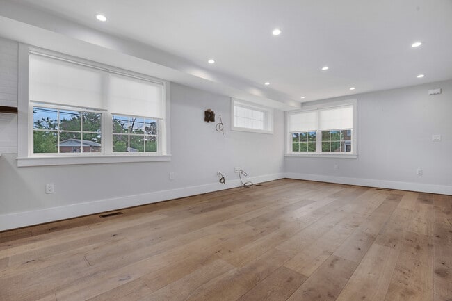 Building Photo - 5226 11th St NE