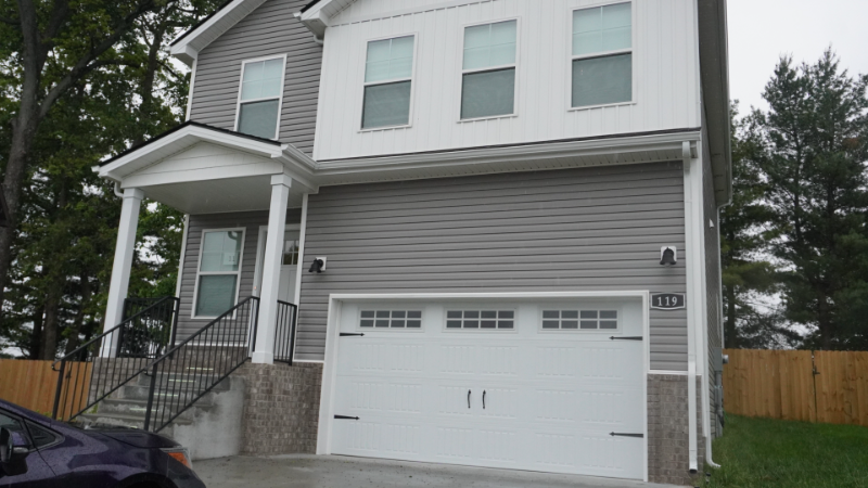 Foto principal - 119 roadrunner Ct