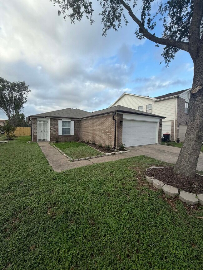 Foto del edificio - 13426 Sanderford Ln