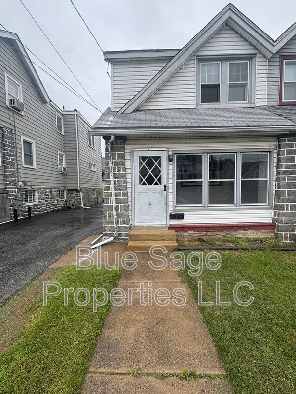 Foto del edificio - 124 N Pennock Ave
