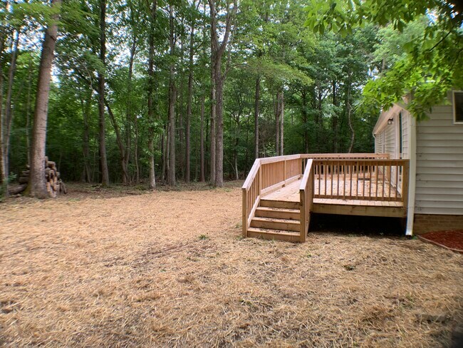 Foto del edificio - 688 Soloman Degraffenreidt Rd