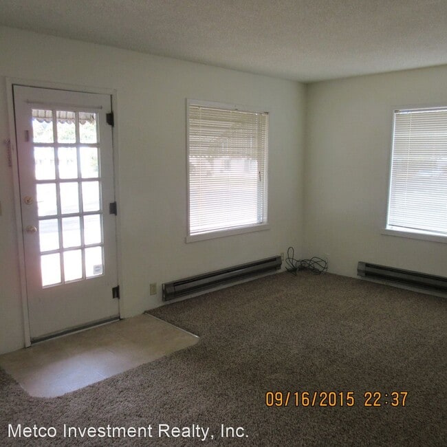 Building Photo - 3 br, 1 bath House - 353 Pioneer Parkway