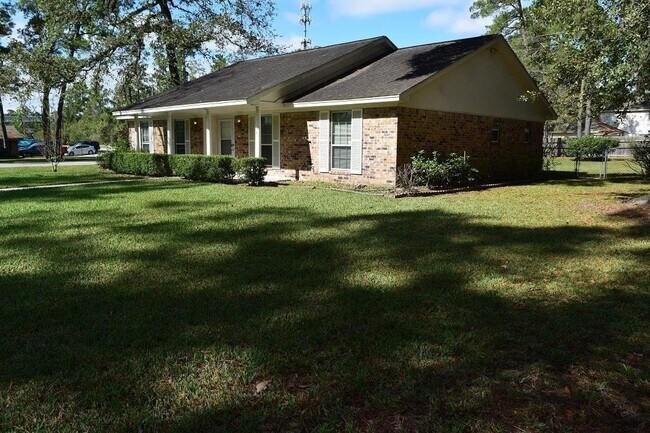 Building Photo - 203 Ridgewood Drive, Spring, TX 77386 - 3 ...