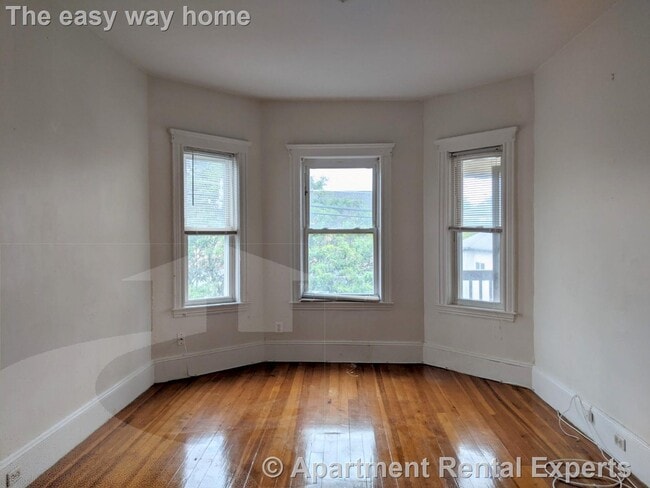 Building Photo - 104 Conwell Ave
