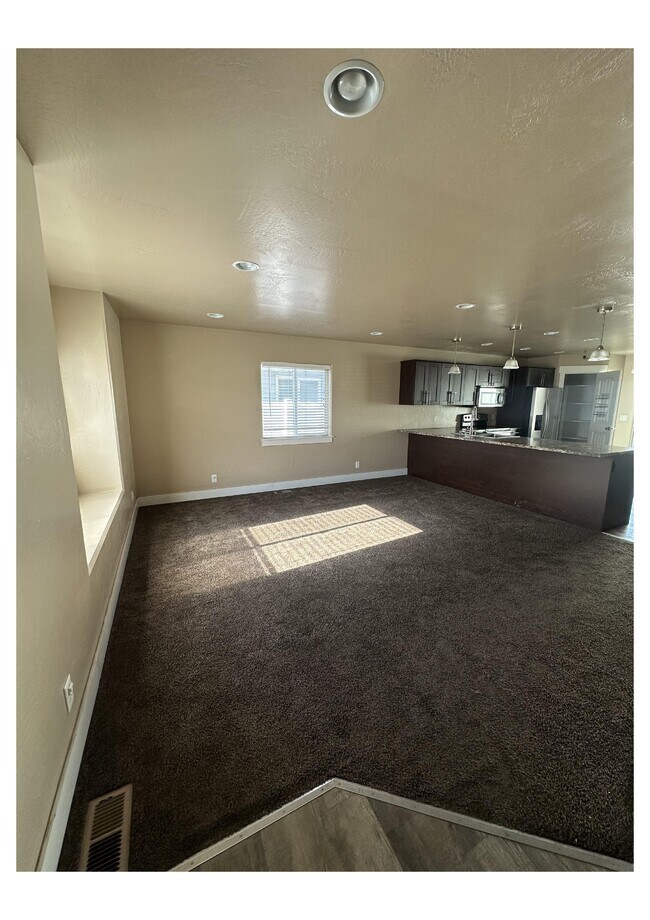 Foto del edificio - Burley - Burton 3 Bed