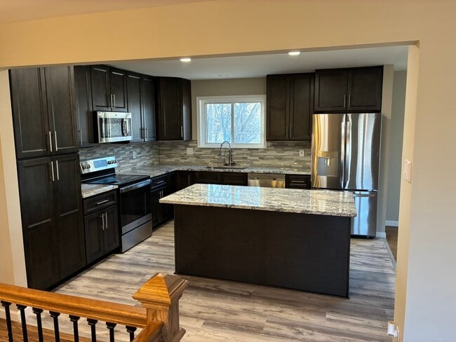 Building Photo - 4430 Patston Dr