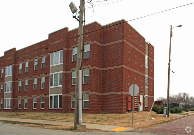 Building Photo - Rowan Place