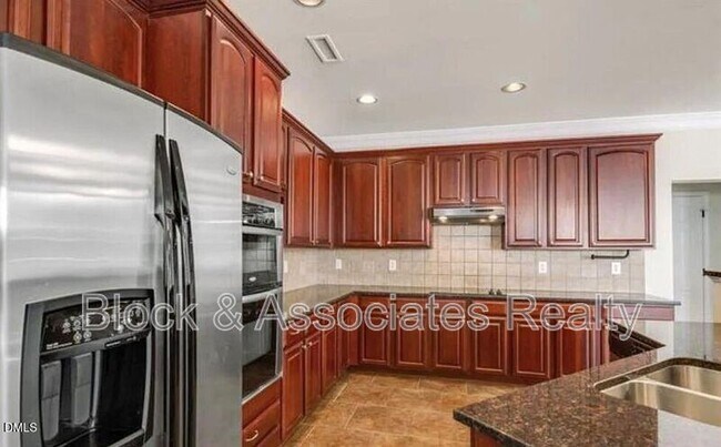 Foto del edificio - 359 Ashdale Dr