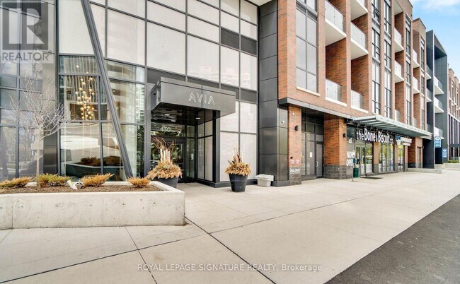 Building Photo - 430 Square One Dr