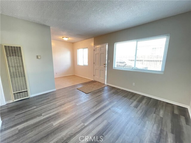 Foto del edificio - 9716 Laurel St