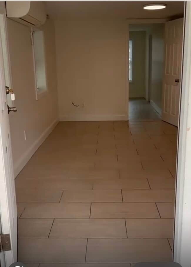 Building Photo - 134 Washington St