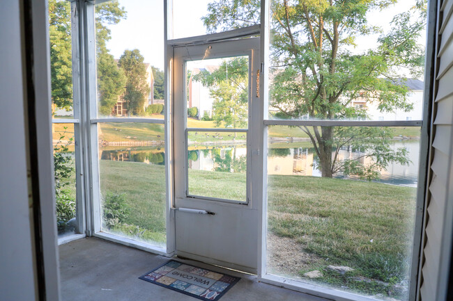 Foto del edificio - 559 Arthur Ct APT 3