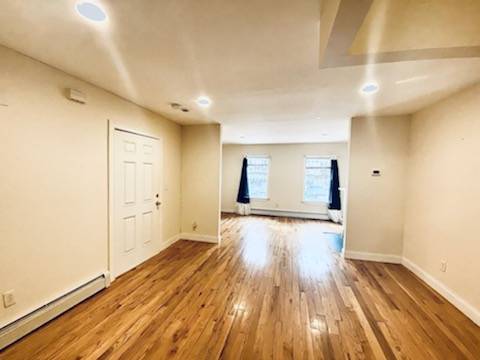 Foto del edificio - 549 Chauncey St