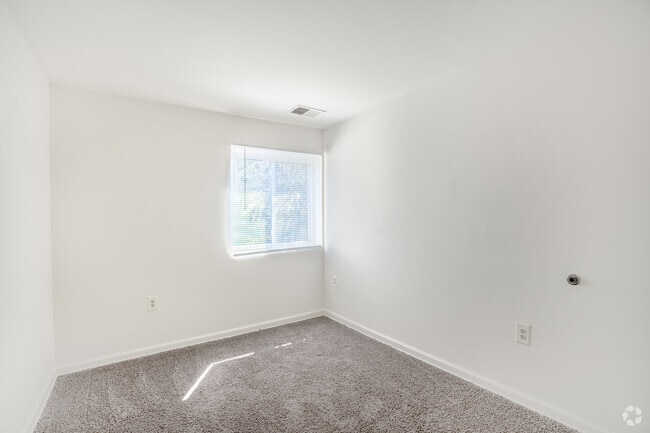 3BR, 1.5BA - 878SF - Bedroom 2 - Highland Terrace Apartments