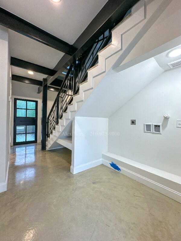 Foto del edificio - 222 S Olive St