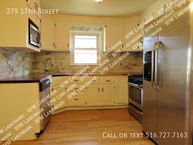 Building Photo - 279 17th St