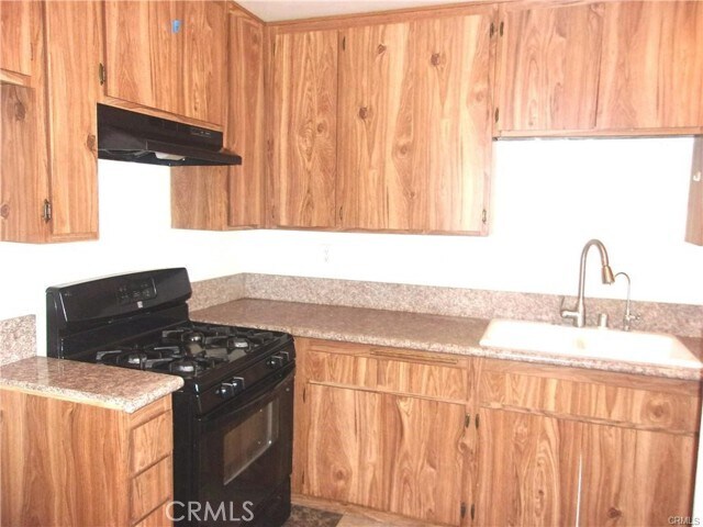 Foto del edificio - 680 Golden Springs Dr