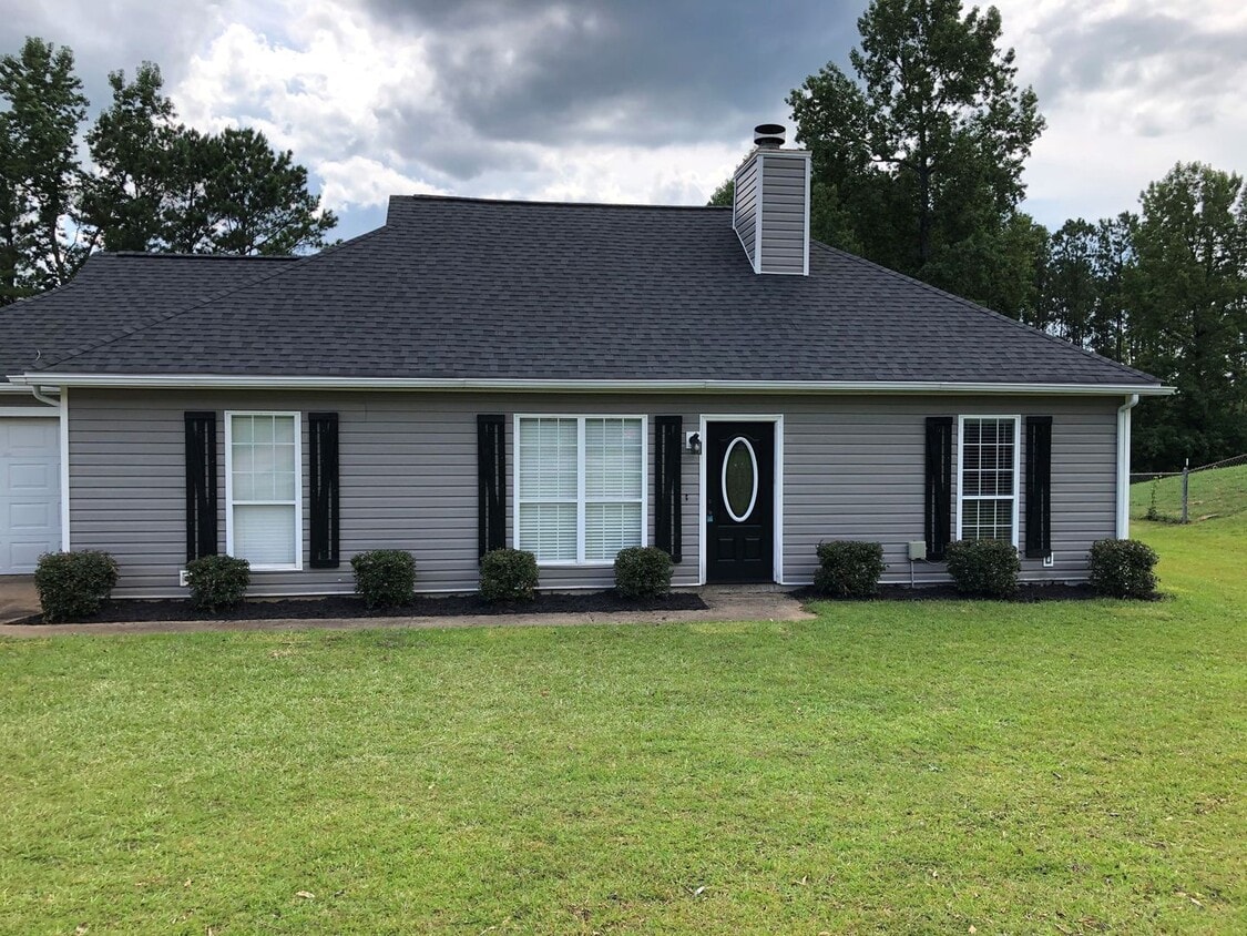 Primary Photo - 60 Ridge Dr