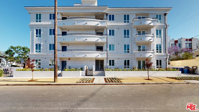 Primary Photo - 8700 Chalmers Dr