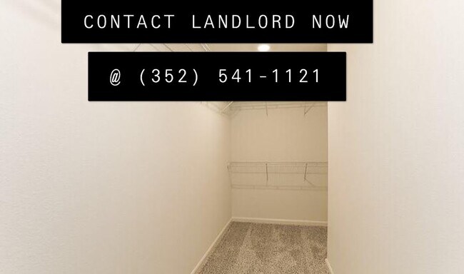 Foto del edificio - 8210 Wooded Terrace Ln