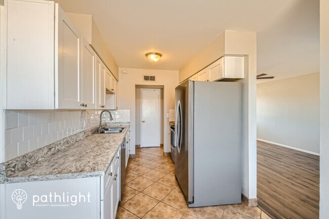 Foto del edificio - 1926 W 2nd St, Mesa, AZ, 85201
