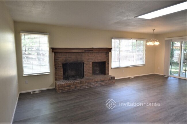 Building Photo - 2094 S Pagosa St
