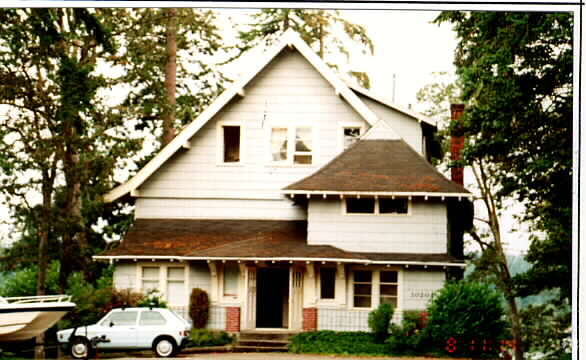 Primary Photo - 10204 Dekoven Dr