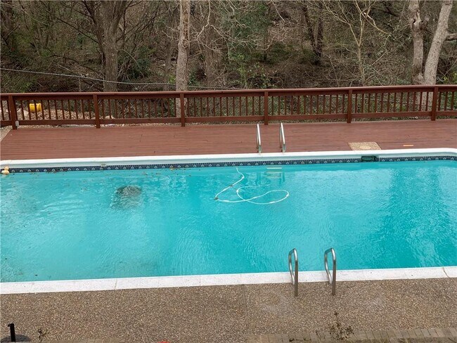 Building Photo - 4315 High Bluff Cir