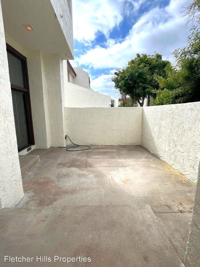 Building Photo - 2 br, 2.5 bath House - 7252 Caminito Carlotta
