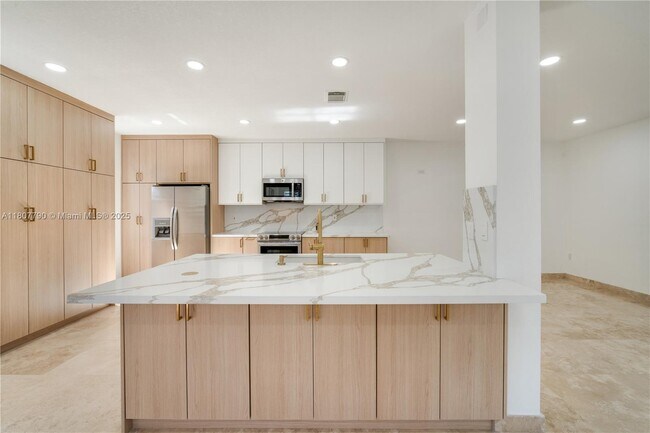 Foto del edificio - 7500 NW 107th Pl