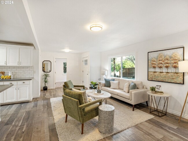 Building Photo - 9135 SW 80th Ave