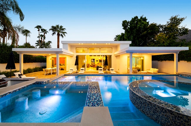 Building Photo - 154 E Ocotillo Ave