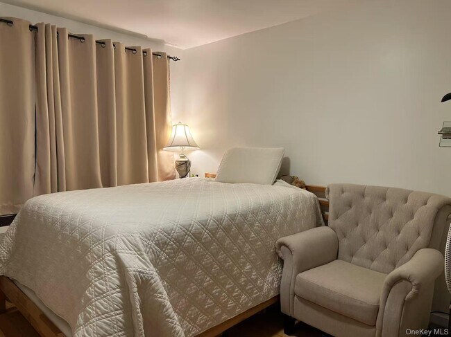 Foto del edificio - 132-35 41st Rd