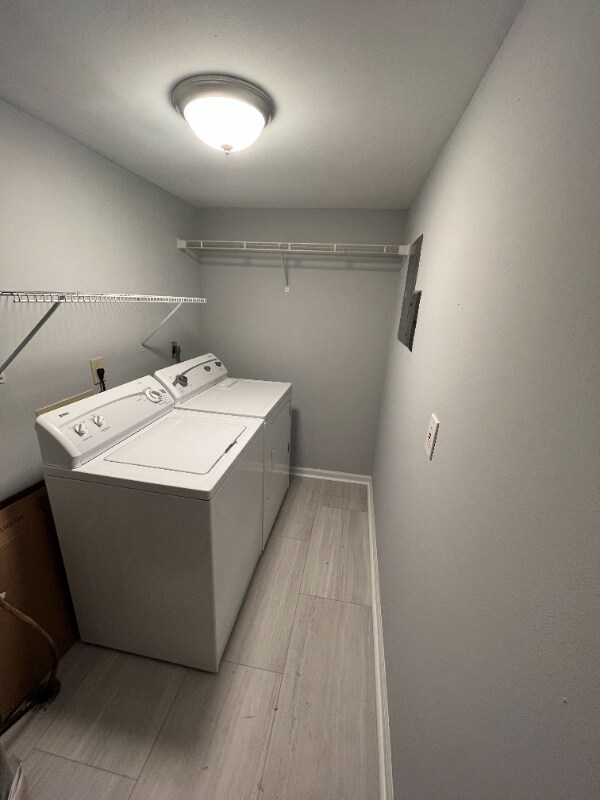 Foto del edificio - 8802 Eager Rd