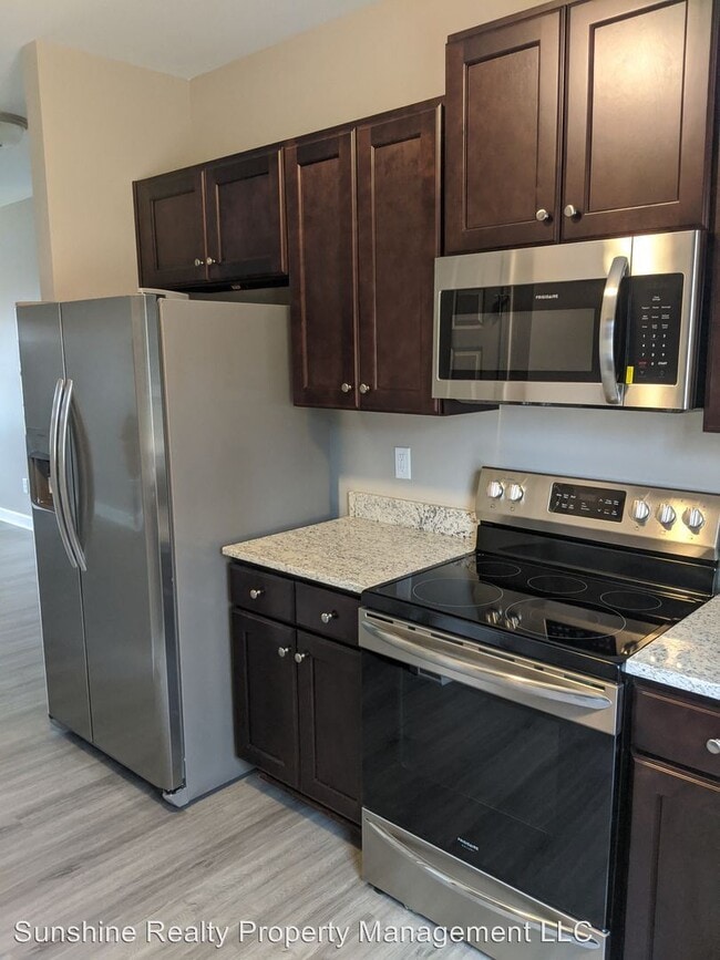 Building Photo - 216-222 Washington St