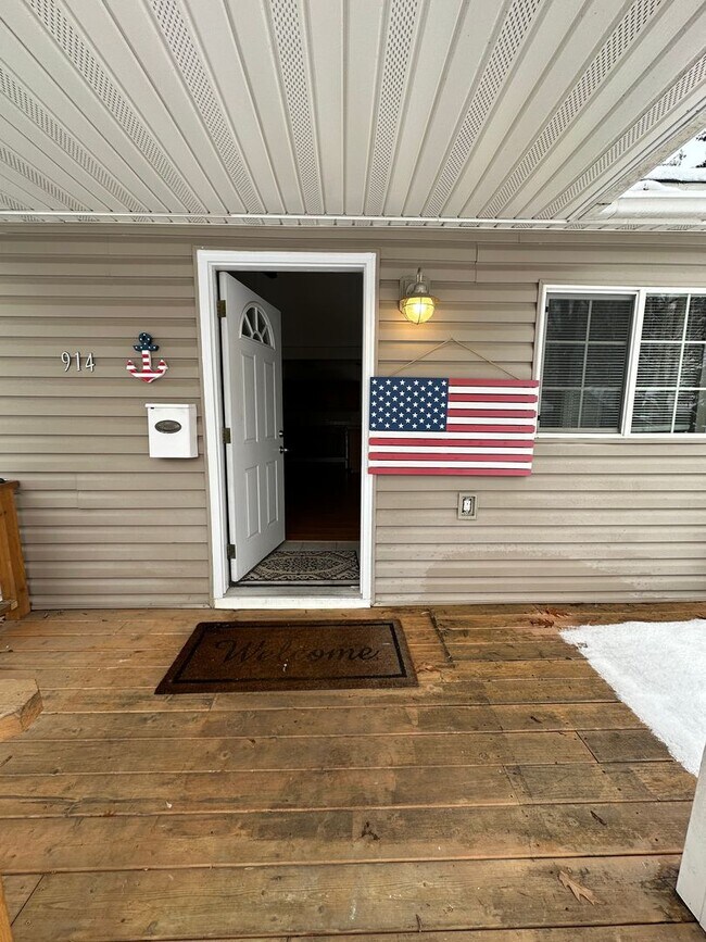 Foto del edificio - Single Level Downtown Coeur d' Alene Home (APP#270)