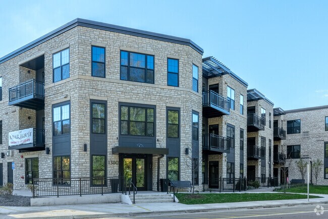 Foto del edificio - The River House