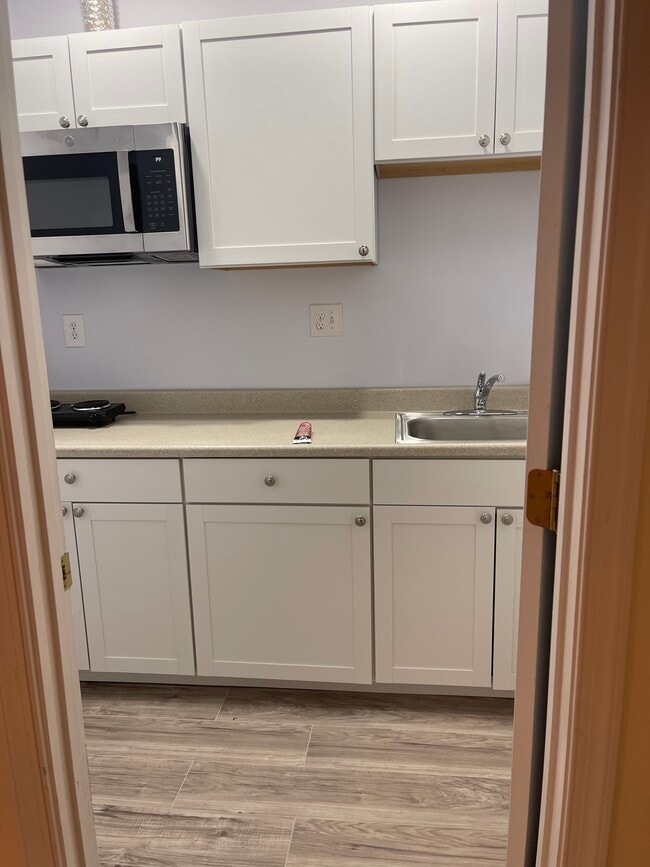 Brand new Kitchen - 8773 Lords View Loop