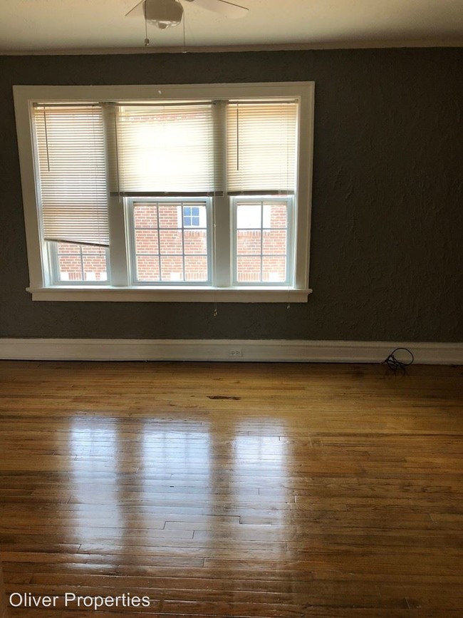 Building Photo - 4219 Ellenwood Ave