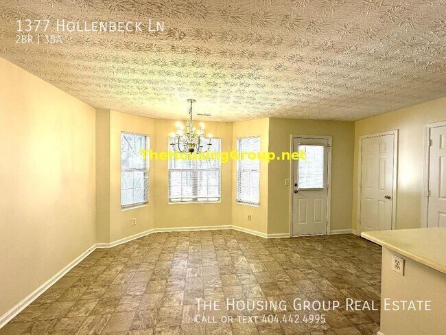 Building Photo - 1 Free Month Rent + 13 Month Lease