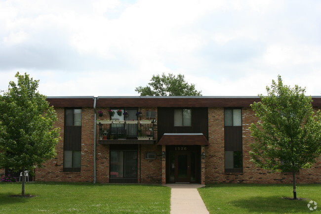 Building Photo - Allen Avenue