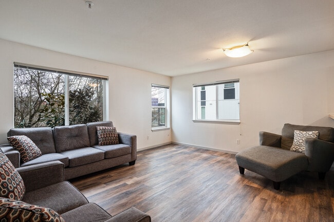 Foto del edificio - 10511 Midvale Ave N