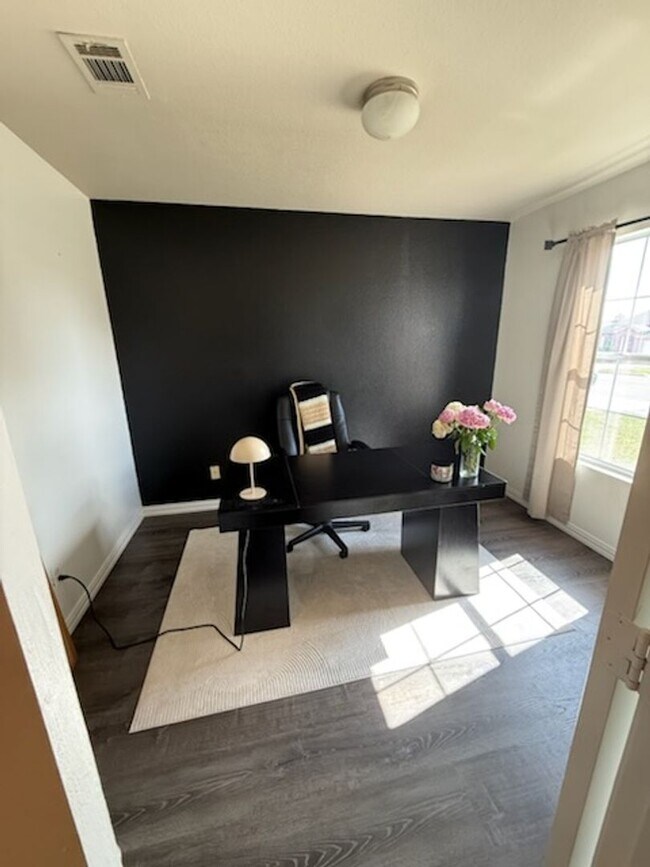 Foto del edificio - 3 bedroom 2 bath home in Bridgewood Estates