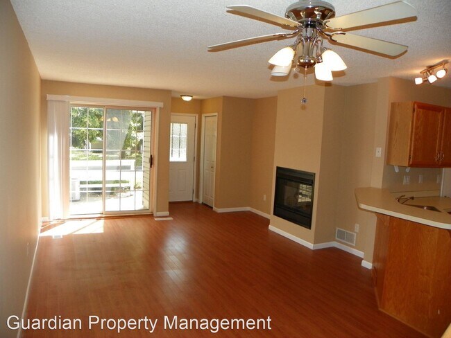 Foto del edificio - 2 br, 1 bath House - 9978 Fillmore St NE