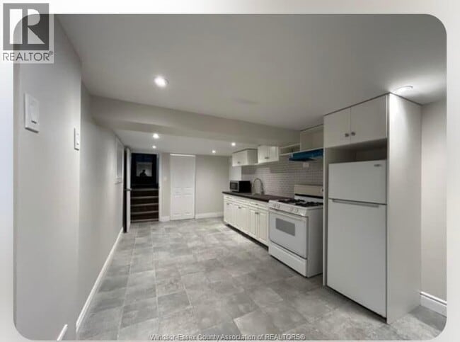 Building Photo - 1376 St Luke Rd