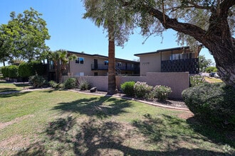 Building Photo - 6544 N 12th St