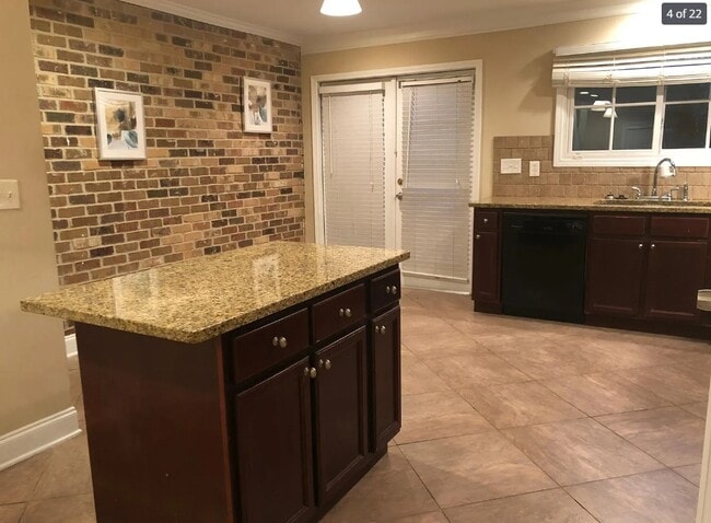 Photo - 3079 Colonial Way Townhome