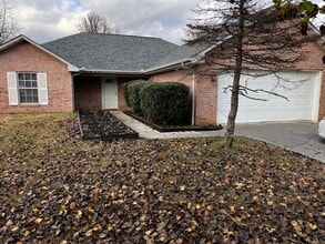 Building Photo - 115 Rouen Ct