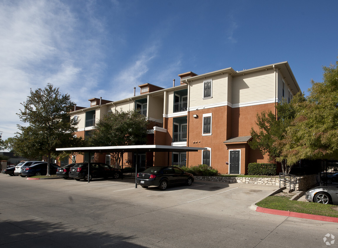 Foto del edificio - Bergstrom Towne Mobile Home Park