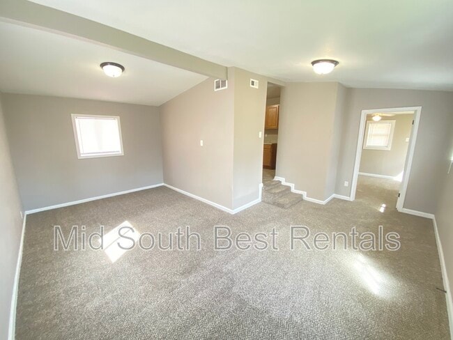 Building Photo - 625 W Raines Rd